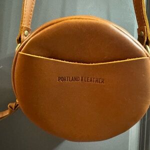Portland Leather Round Crossbody